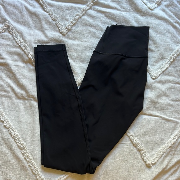 Lululemon Wunder Under Black Leggings - Picture 2 of 5